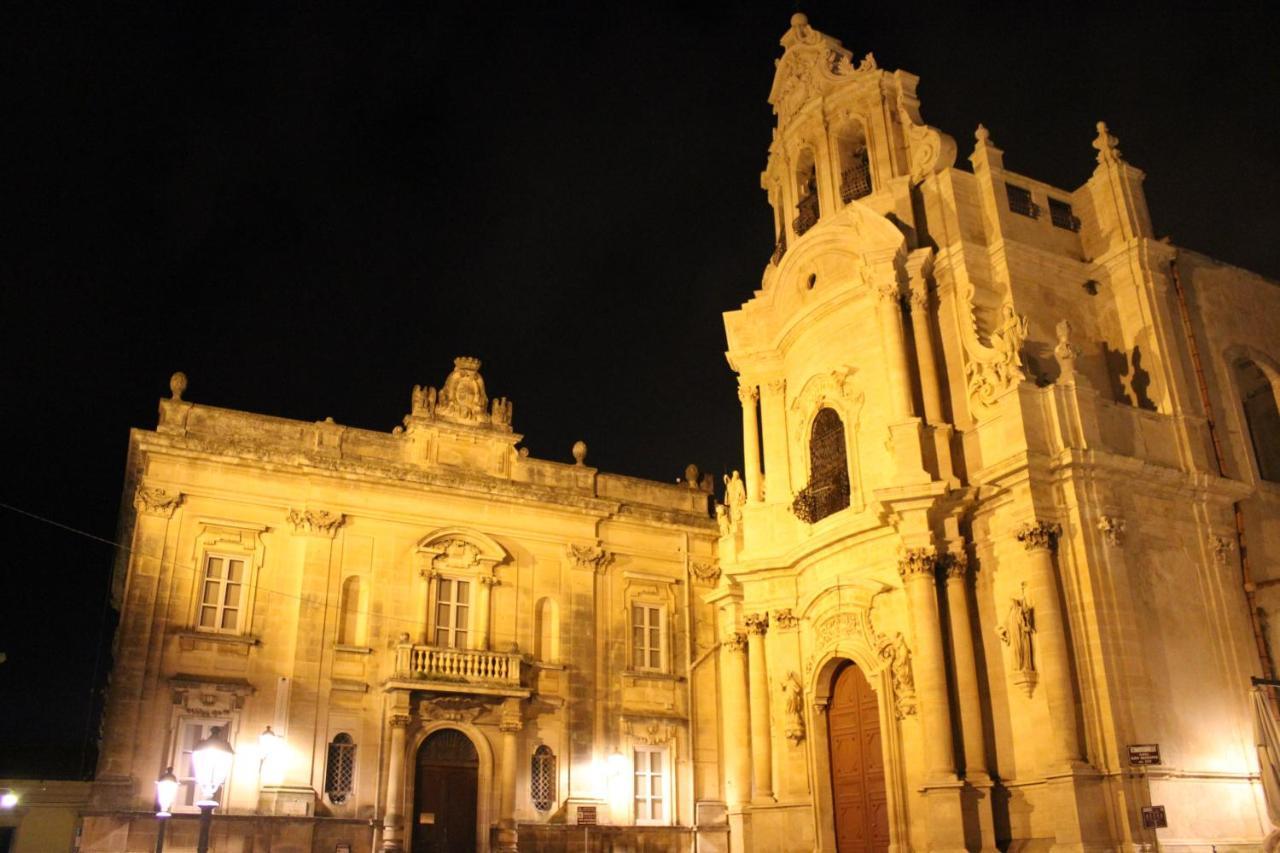La Casa Del Nespolo Villa Ragusa Exteriör bild